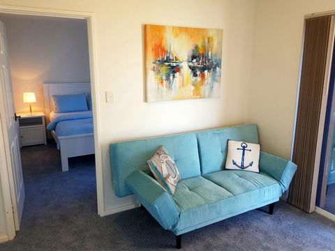 Caravel Beach House Mandurah - Accommodation Port Hedland 6