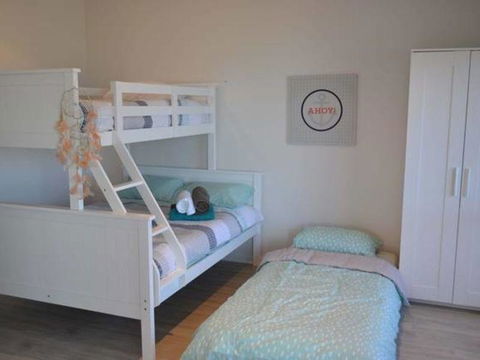 Caravel Beach House Mandurah - Accommodation Port Hedland 21