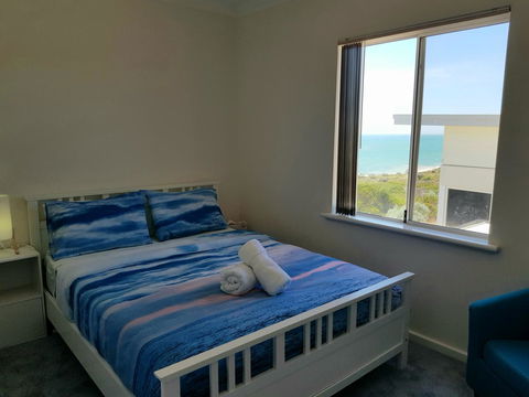 Caravel Beach House Mandurah - Accommodation Port Hedland 3