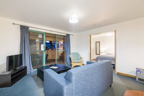 Cottesloe Beach Chalets - Accommodation Port Hedland 42