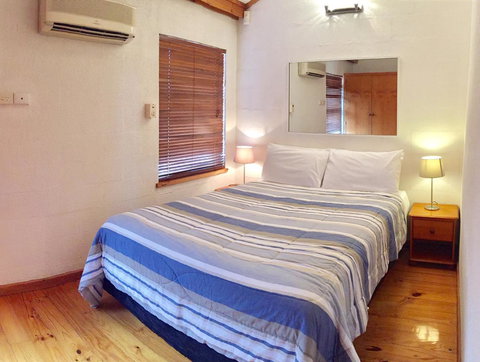 Cottesloe Beach Chalets - Accommodation Port Hedland 16