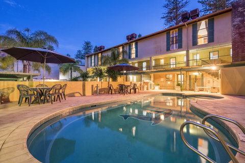 Cottesloe Beach Chalets - Accommodation Port Hedland 0