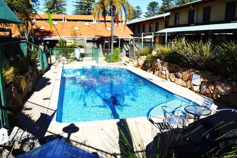 Cottesloe Beach Chalets - Accommodation Port Hedland 19
