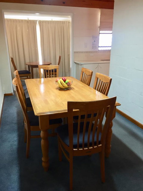 Cottesloe Beach Chalets - Accommodation Port Hedland 22