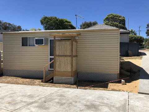 The Aurelian Cabin - Accommodation Port Hedland 1