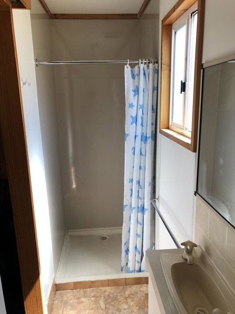 The Aurelian Cabin - Accommodation Port Hedland 8