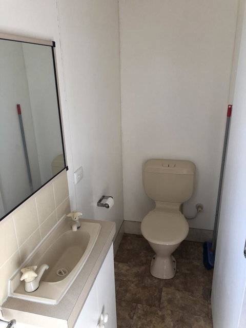 The Aurelian Cabin - Accommodation Port Hedland 6