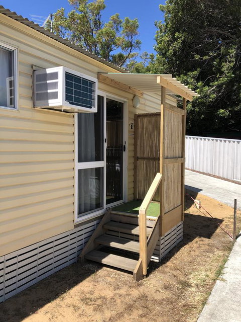 The Aurelian Cabin - Accommodation Port Hedland 2