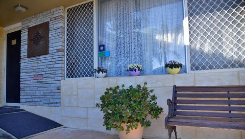 Palms Bed & Breakfast - Accommodation Port Hedland 5