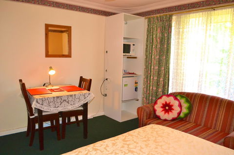 Palms Bed & Breakfast - Accommodation Port Hedland 14