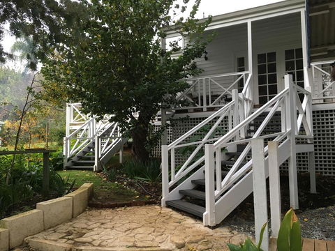 Applegate Lane Chalet - Accommodation Port Hedland 5