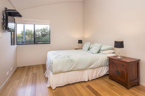 12/26 Yallingup Beach Road - Accommodation Port Hedland 4