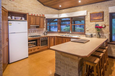 53 Martina Drive - Accommodation Port Hedland 17