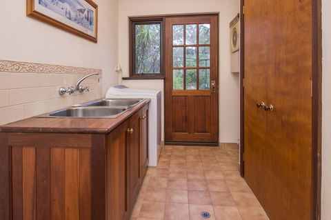 53 Martina Drive - Accommodation Port Hedland 27