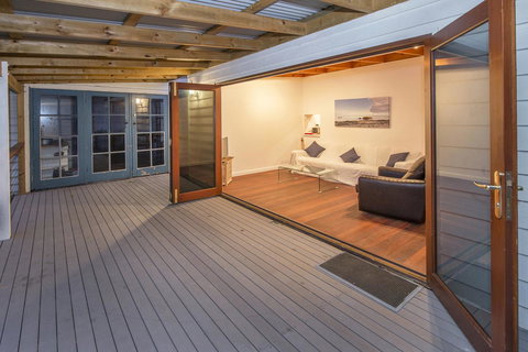 Buxton Thomas - Accommodation Port Hedland 1