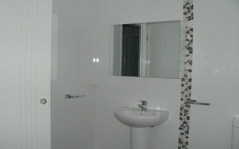 Breezes Apartments - Accommodation Port Hedland 11