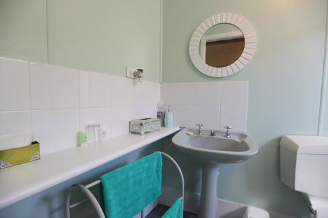 Jacaranda Guest House - Accommodation Port Hedland 9