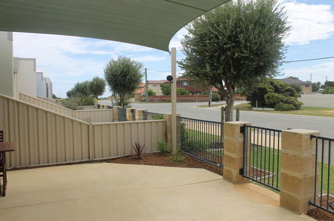 Seas The Day - Jurien Bay - Accommodation Port Hedland 7