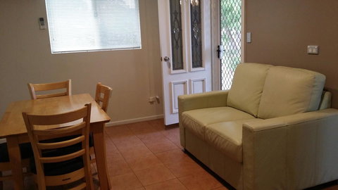 Chalets On Frenchman - Accommodation Port Hedland 18