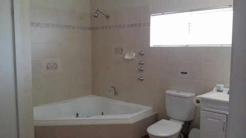 Chalets On Frenchman - Accommodation Port Hedland 17