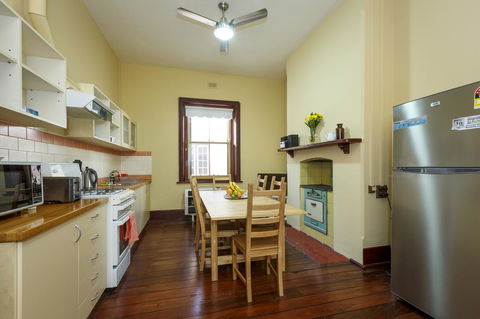 Fremantle Colonial Cottages - Accommodation Port Hedland 1