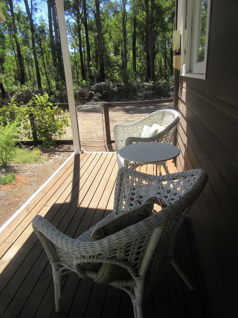 Di's Cabin In Dwellingup - Accommodation Port Hedland 0