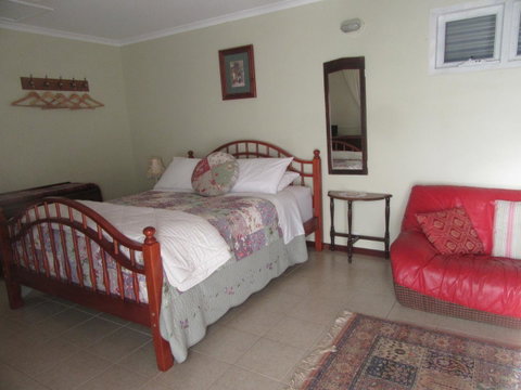 Di's Cabin In Dwellingup - Accommodation Port Hedland 9