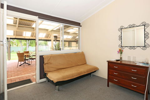 Busselton Guest House - Accommodation Port Hedland 43