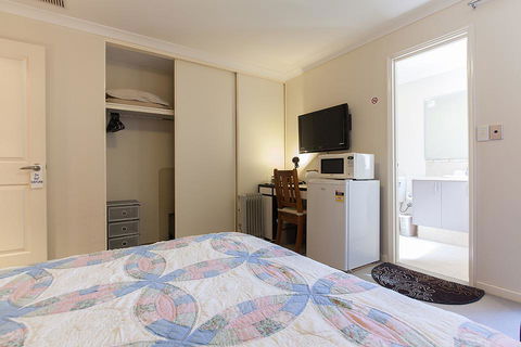 Arcadian Bed & Breakfast - Accommodation Port Hedland 21