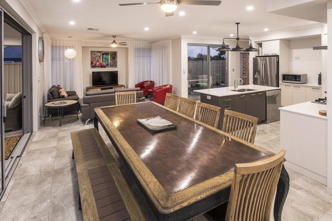 15 Cabot Close - Accommodation Port Hedland 15