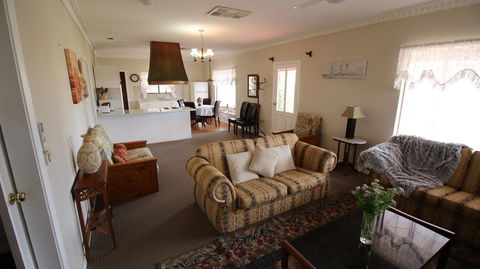 Daisy Cottage - Accommodation Port Hedland 2