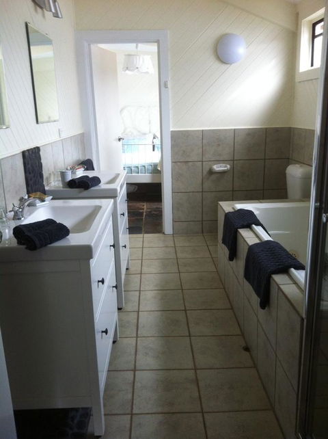 Bickley Valley Cottage - Accommodation Port Hedland 13