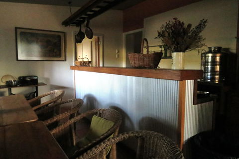 Bentwood Olive Grove Accommodation - Accommodation Port Hedland 8
