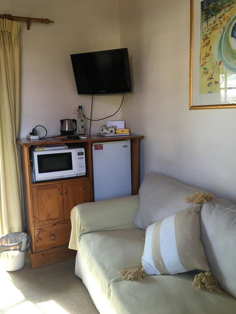 RoseMoore Bed & Breakfast - Accommodation Port Hedland 6