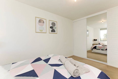 SEA BREEZE â€“ Between Cottesloe Beach & Swan River - Accommodation Port Hedland 18