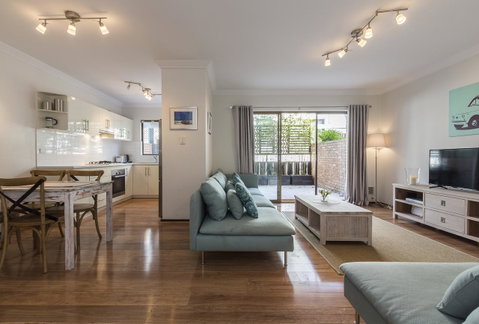 Cottesloe Sea Salt Abode - Executive Escapes - Accommodation Port Hedland 0