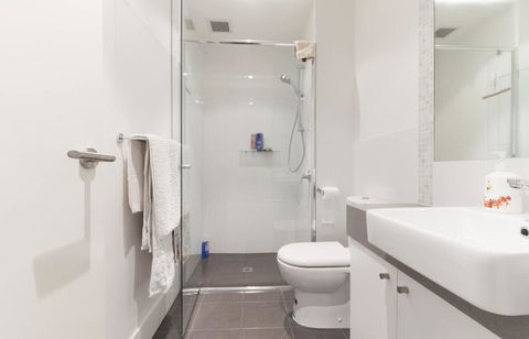 Perth Luxury City Apartment- Free Parking - Accommodation Port Hedland 1