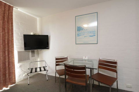 Atrium Hotel Mandurah - Accommodation Port Hedland 2