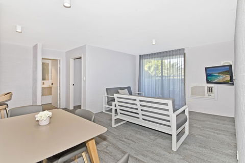 Atrium Hotel Mandurah - Accommodation Port Hedland 25