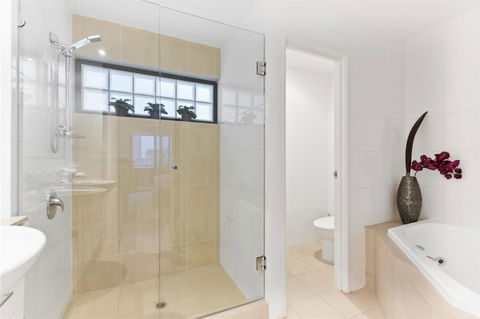 The Executive Penthouse - Accommodation Port Hedland 9