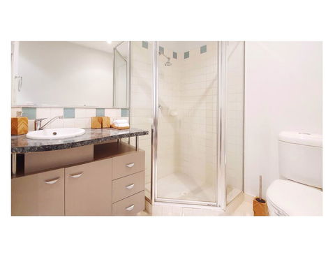 Stylish 1BDR Unit In The Heart Of Subiaco - Accommodation Port Hedland 8