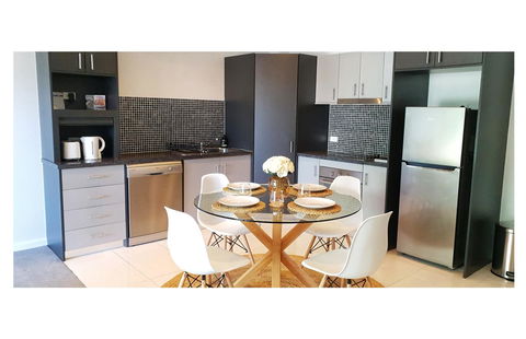 Stylish 1BDR Unit In The Heart Of Subiaco - Accommodation Port Hedland 5