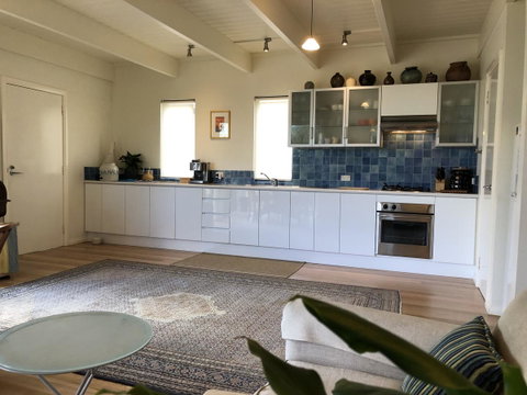 Orion Studio With Ocean Views - Accommodation Port Hedland 4