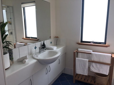 Orion Studio With Ocean Views - Accommodation Port Hedland 9