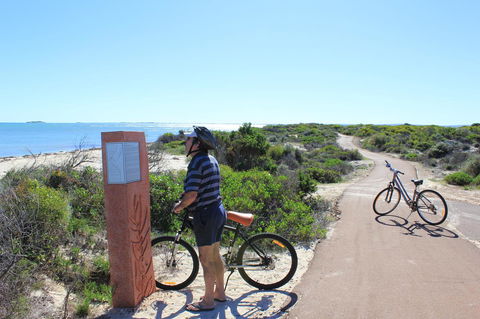 Jurien Beachfront Holiday Units - Accommodation Port Hedland 26