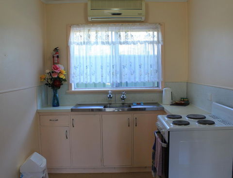 Jurien Beachfront Holiday Units - Accommodation Port Hedland 19