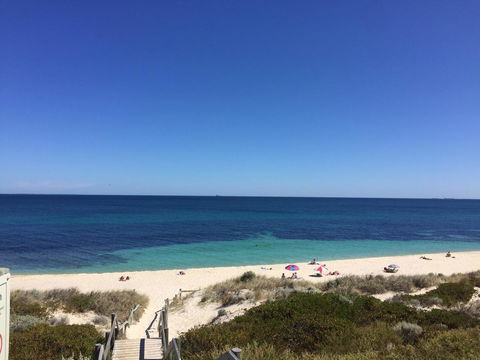 Cottesloe Beach On Napier - Accommodation Port Hedland 12