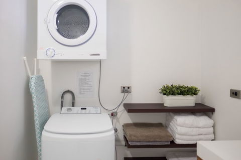 Cottesloe Beach On Napier - Accommodation Port Hedland 15
