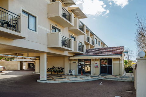 Canning Bridge Auto Lodge - Accommodation Port Hedland 8