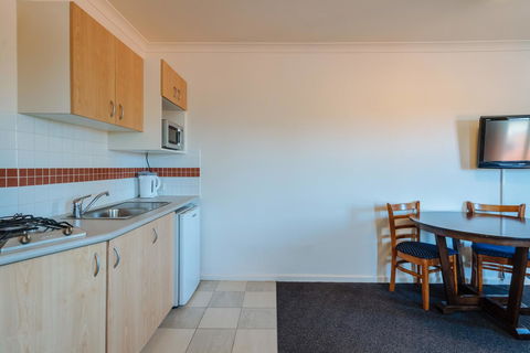 Canning Bridge Auto Lodge - Accommodation Port Hedland 38